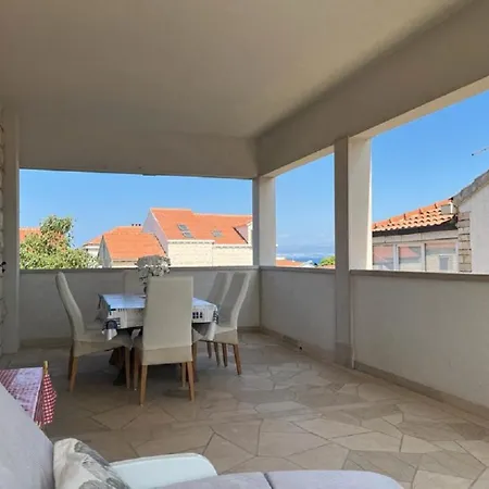 Dragi Apartment *