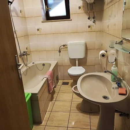 Apartment Dragi Supetar